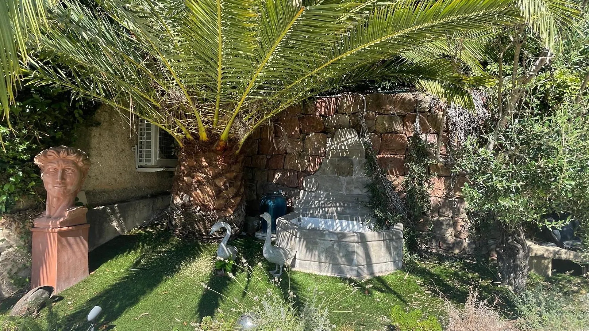 Luxe Et Calme Avec Vue Mer Panoramique A Antibes France