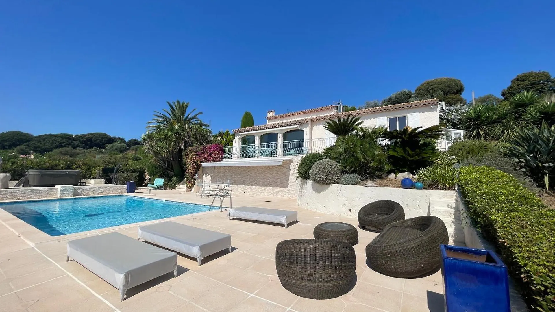 Luxe Et Calme Avec Vue Mer Panoramique A Antibes 0*,